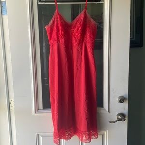 Vintage Coral Slip